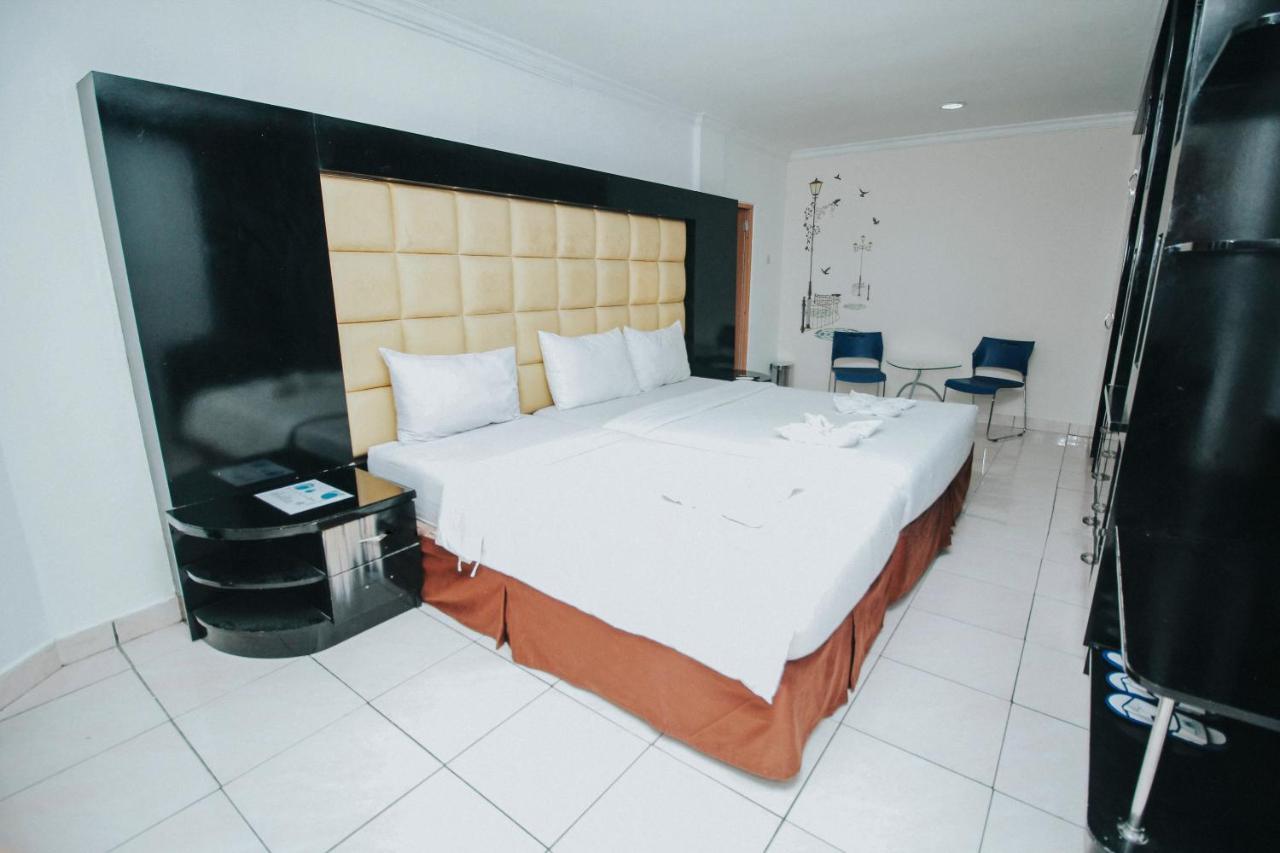 Hotel New Lilik Маґеланґ Екстер'єр фото